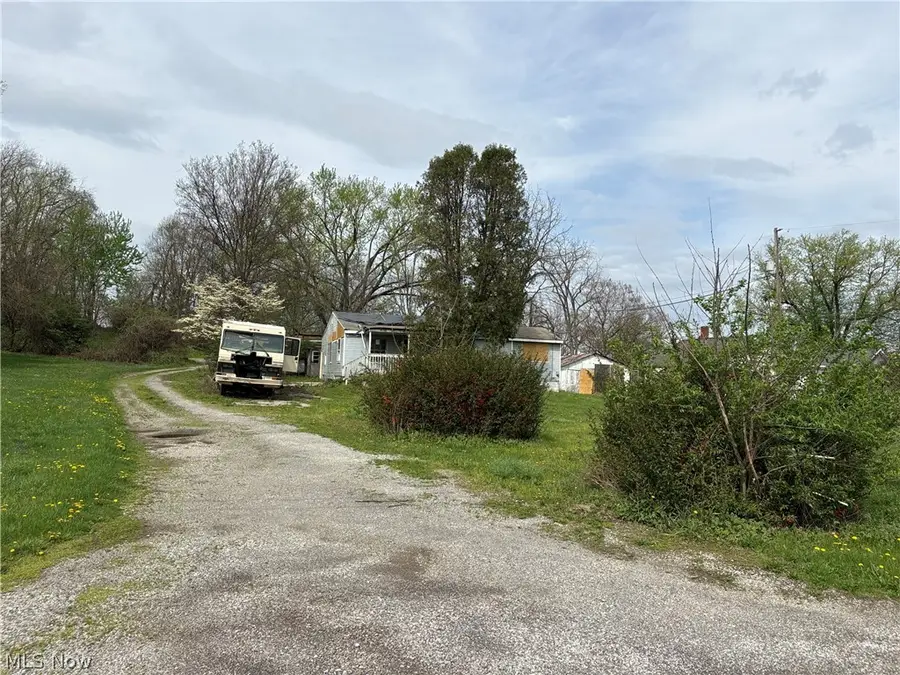 3127 Varley Sw Avenue, Canton, OH 44706 - #2