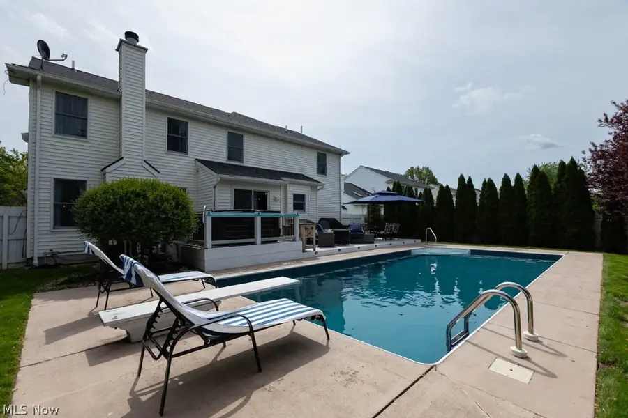 8409 Forest View Drive, Olmsted Falls, OH 44138 - #2