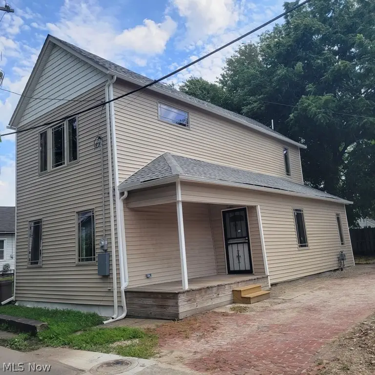 2663 W 28th Place, Cleveland, OH 44113 - #1