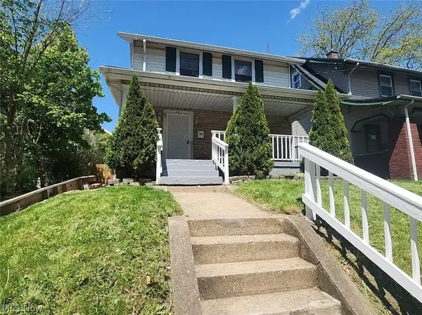 907 14th Ne Street, Canton, OH 44714