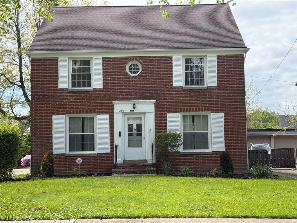 2304 Glendon Road, University Heights, OH 44118 - #1