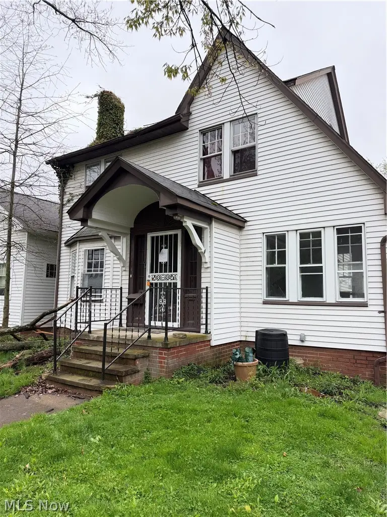 4014 Rosemond Road, Cleveland Heights, OH 44121 - #2