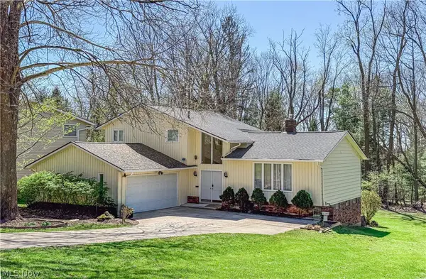 33170 Ledge Hill Drive, Solon, OH 44139
