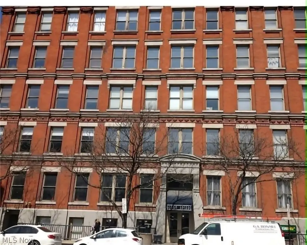 408 W Saint Clair Avenue #311, Cleveland, OH 44113 - #1