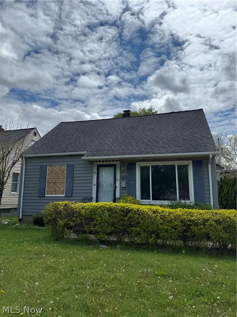 13402 Shady Oak Boulevard, Garfield Heights, OH 44125 - #1