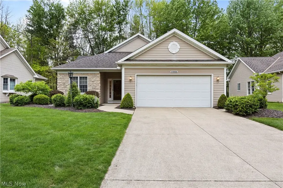 33888 Maple Ridge Boulevard, Avon, OH 44011 - #2