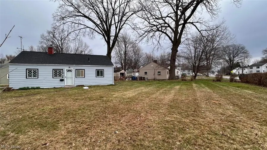 4061 Gregus Avenue, Lorain, OH 44055 - #2