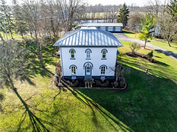 5951 State Route 303, Wakeman, OH 44889
