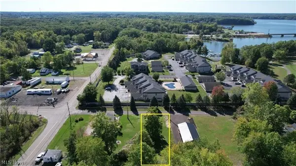 Milton Ave Avenue, Lake Milton, OH 44429