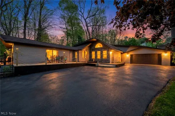 1361 Main Street, Lakemore, OH 44250