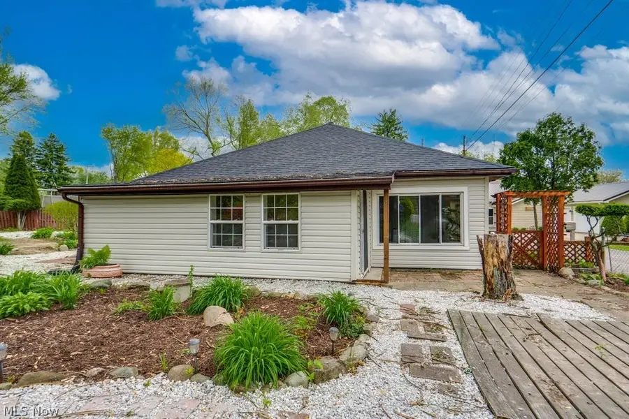 4944 Coleman Drive, New Franklin, OH 44319 - #2