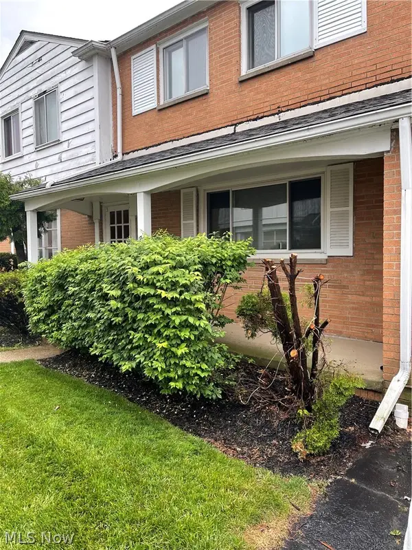 4726 Walford Road #C4, Warrensville Heights, OH 44128