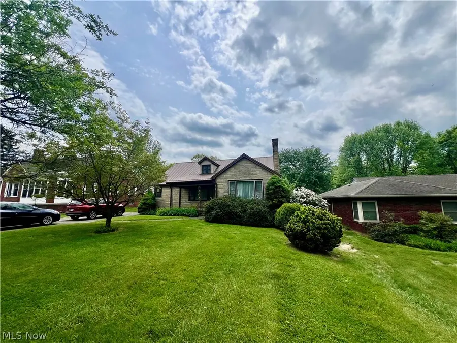 528 Harding Road, Zanesville, OH 43701 - #2