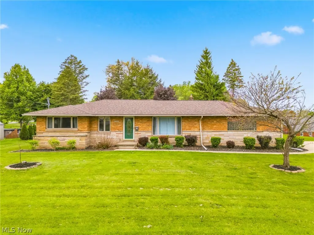 420 Gates Street, Doylestown, OH 44230 - #1