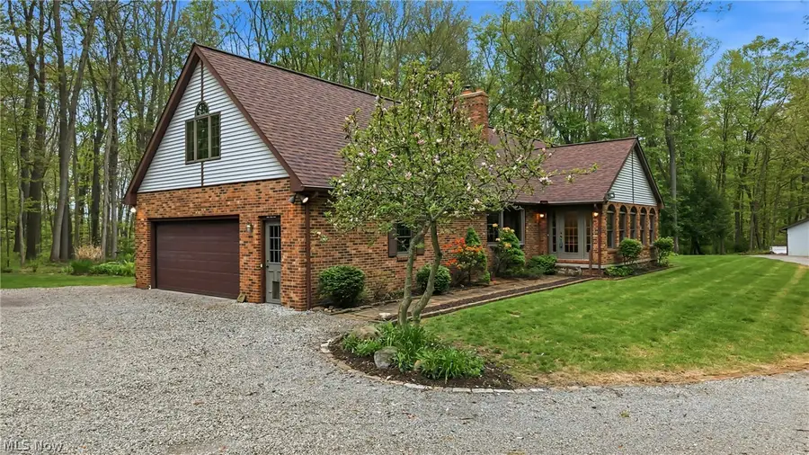 13689 Beard Road, New Springfield, OH 44443 - #2