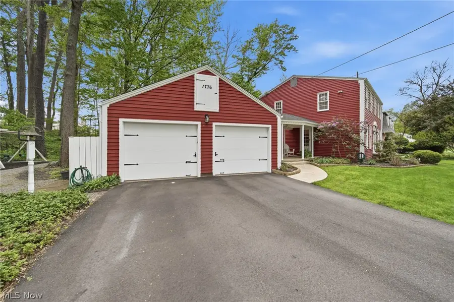 1776 Amarillo Nw Street, North Canton, OH 44720 - #3