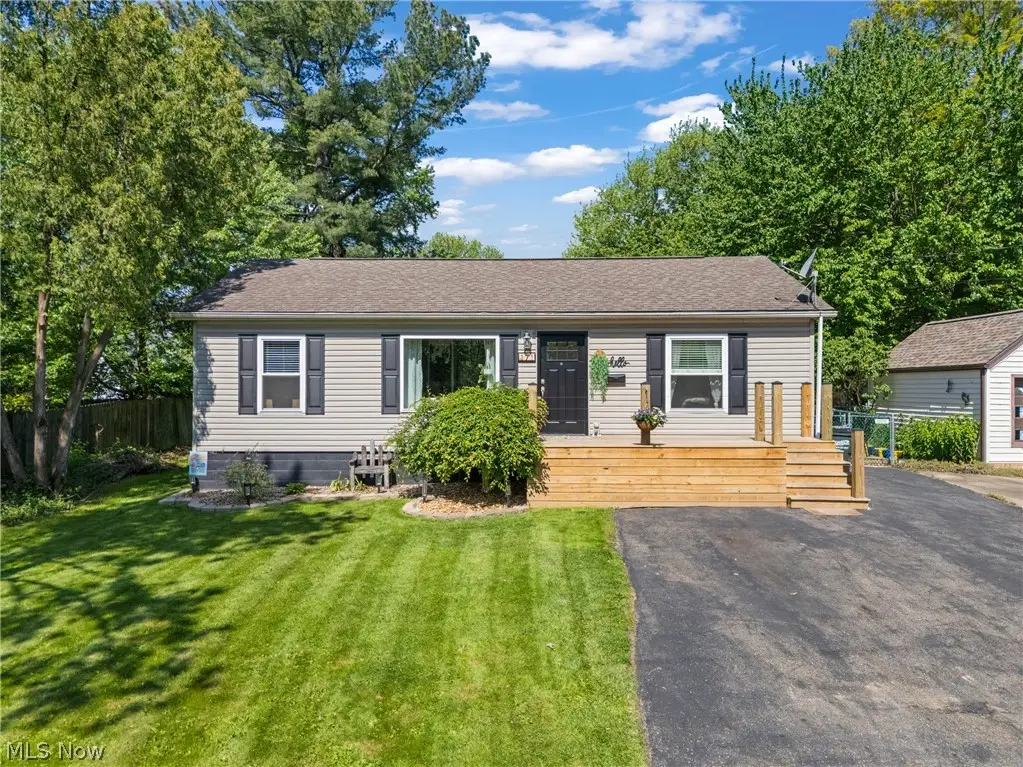 171 27th Se Street, Massillon, OH 44646 - #1