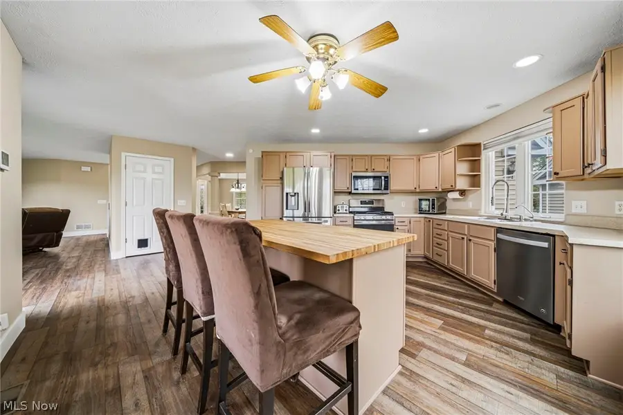 14751 Aspen Hills Lane, Burton, OH 44021 - #3