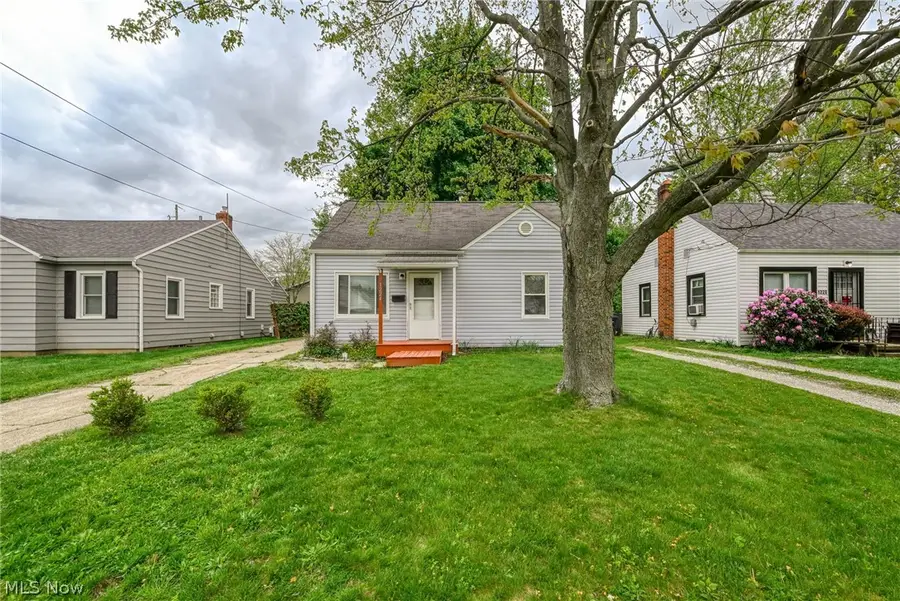 1224 Oakland Avenue, Akron, OH 44305 - #2