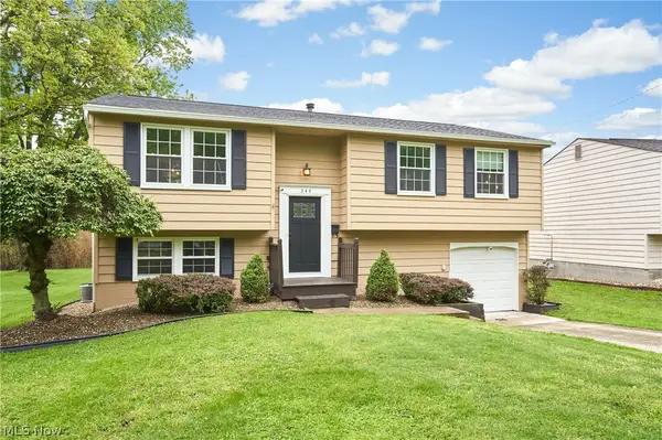 344 Silver Meadows Boulevard, Kent, OH 44240