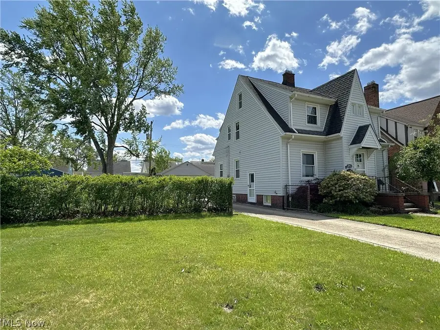 2713 Brookview Boulevard, Parma, OH 44134 - #3