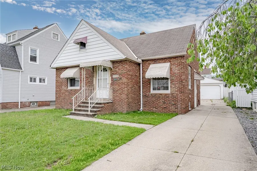 10800 Vernon Avenue, Garfield Heights, OH 44125 - #2