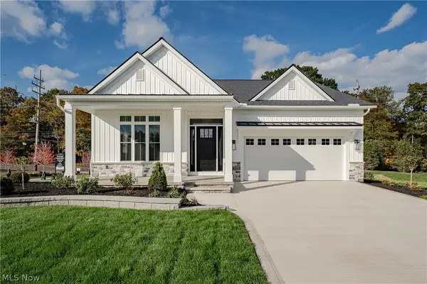 6461 N Cobblestone Road, Mayfield Village, OH 44143