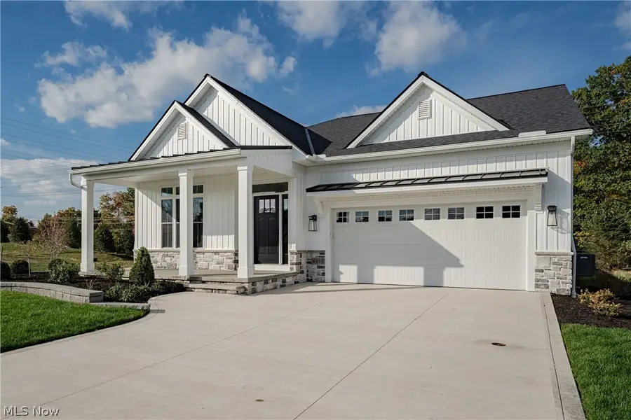 6461 N Cobblestone Road, Mayfield, OH 44143 - #2