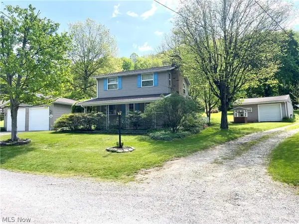 8180 Maple Sw Street, Sherrodsville, OH 44675