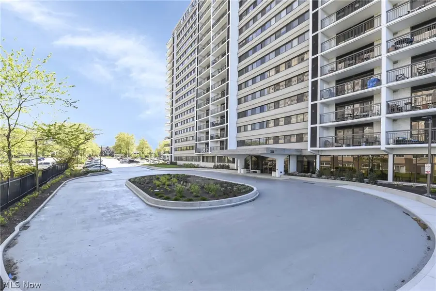 12550 Lake Avenue #1509, Lakewood, OH 44107 - #3