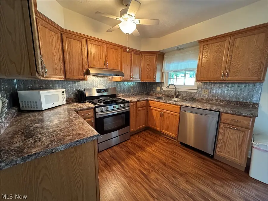 106 Oakview Drive, Marietta, OH 45750 - #2