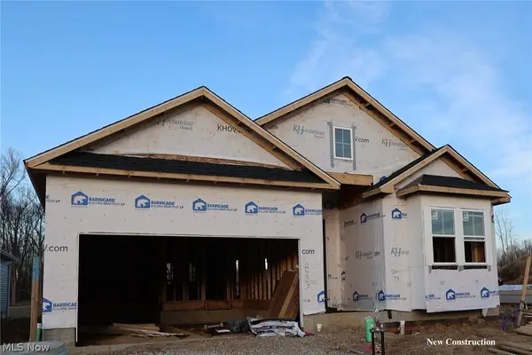 2433 Merriment Drive, Elyria, OH 44035