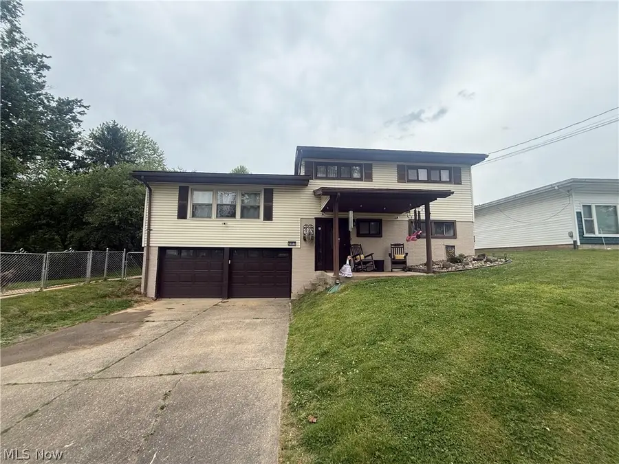 2417 Valley Road, Parkersburg, WV 26101 - #2