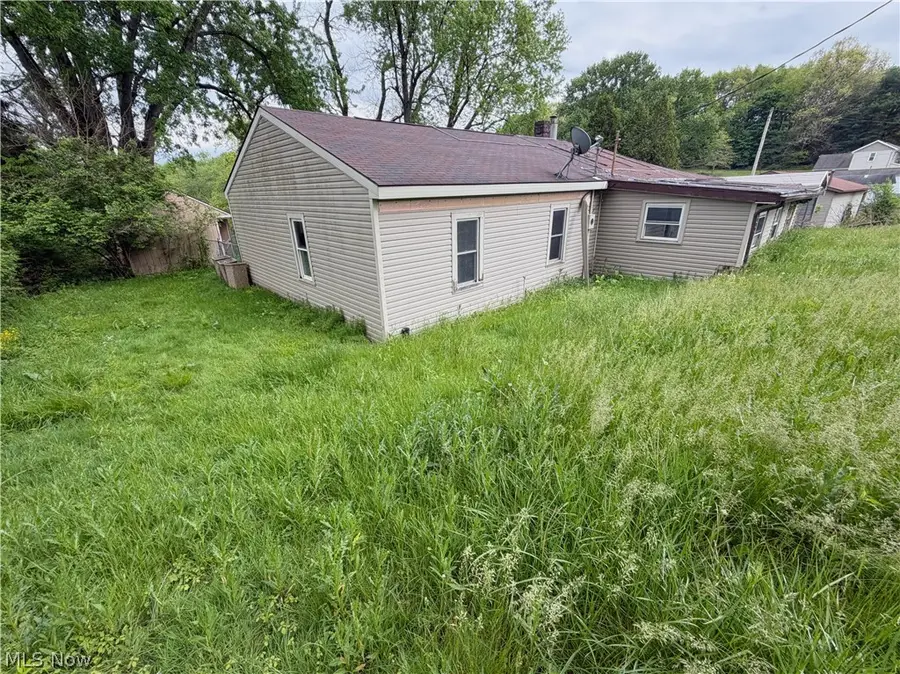 16816 Andrews Avenue, East Liverpool, OH 43920 - #2