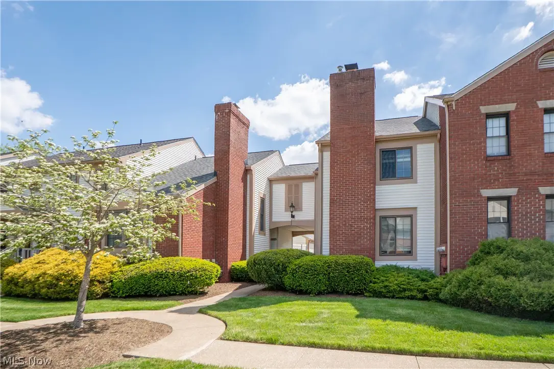 1836 Beechwood Ne Avenue, North Canton, OH 44720 - #1
