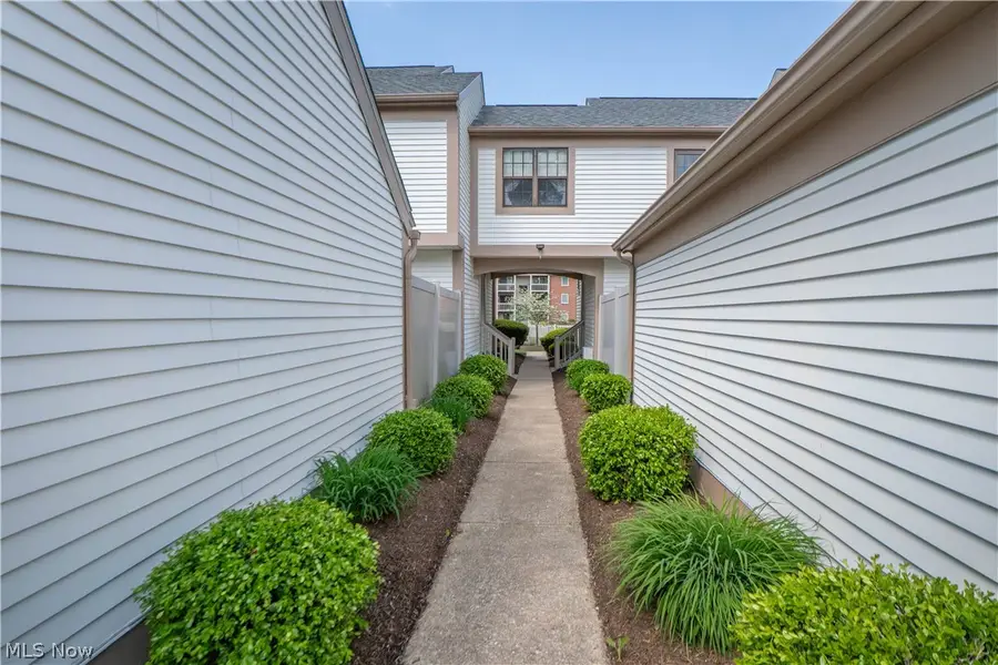 1836 Beechwood Ne Avenue, North Canton, OH 44720 - #3