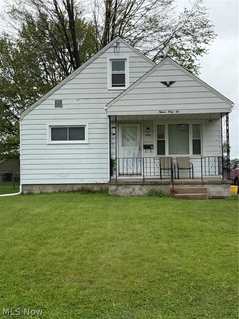 1546 Meadowbrook, Youngstown, OH 44514 - #1