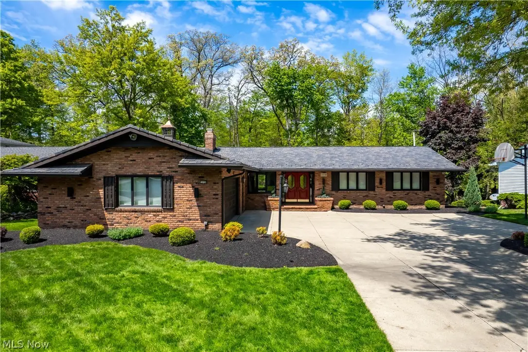 13730 Arrowhead Trail, Middleburg Heights, OH 44130 - #1