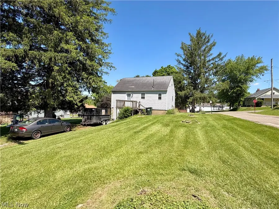 124 E King Street, Zanesville, OH 43701 - #3