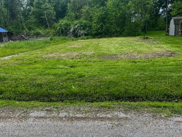 13515 Newark Ne Drive, Millersport, OH 43046