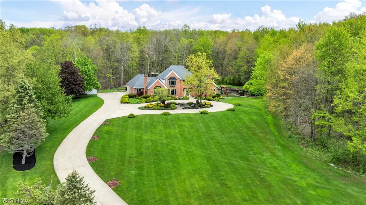 885 Mckee Trail, Hinckley, OH 44233 - #1