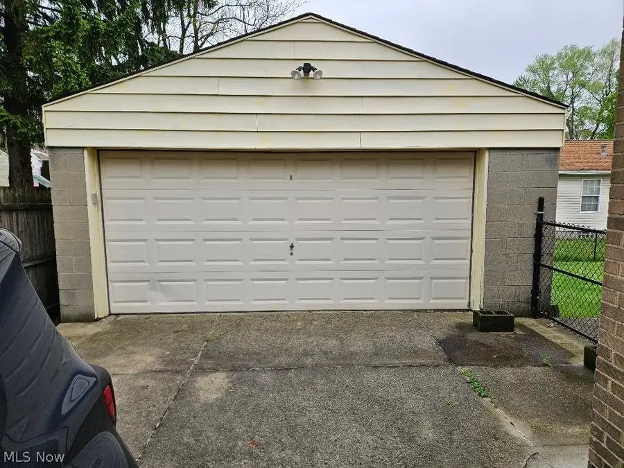 2293 Quayle Drive, Akron, OH 44312 - #3