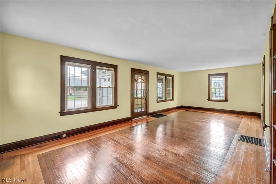 6504 Som Center Road, Solon, OH 44139 - #3