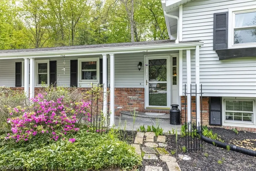 9412 Beaver Creek Drive, Mentor, OH 44060 - #2