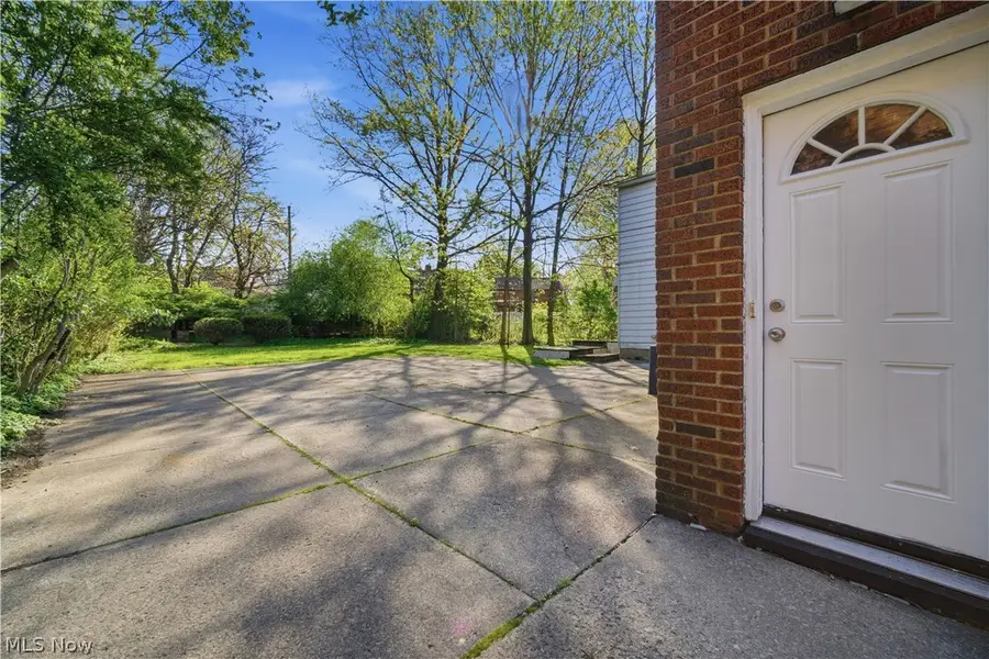 4101 Washington Boulevard, University Heights, OH 44118 - #3
