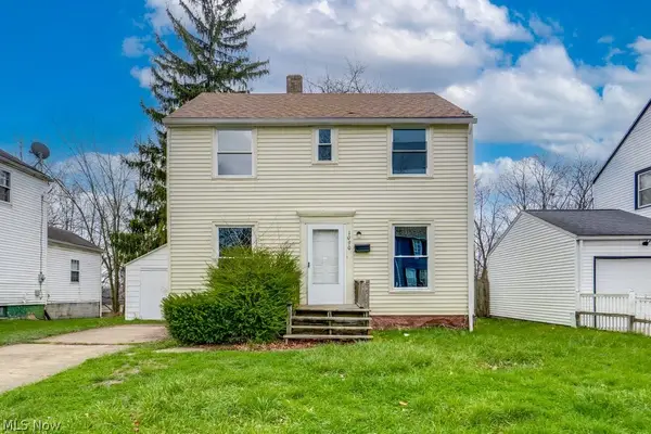 1090 Greenwood Avenue, Akron, OH 44320
