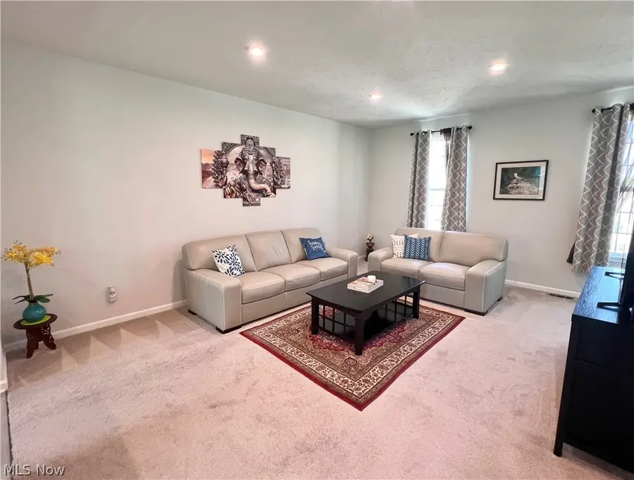 4025 N Steels Circle, Stow, OH 44224 - #3