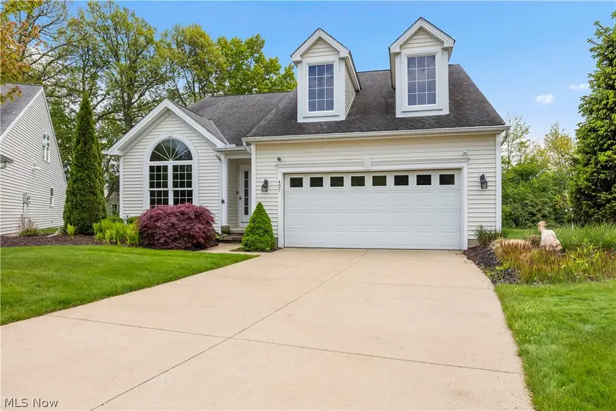 407 Clearbrook Drive, Avon Lake, OH 44012 - #2