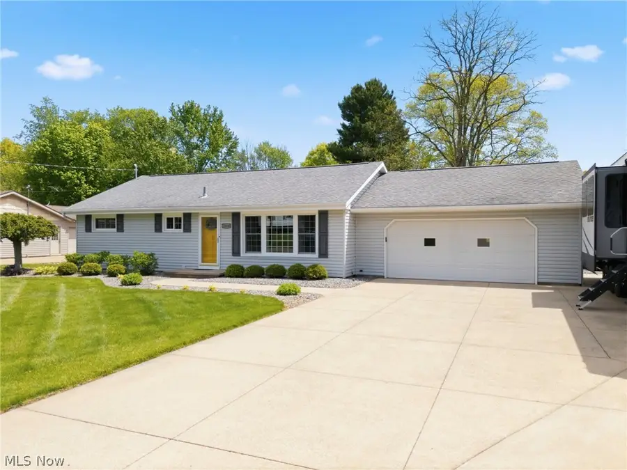 10930 Heltman Ne Avenue, Alliance, OH 44601 - #2
