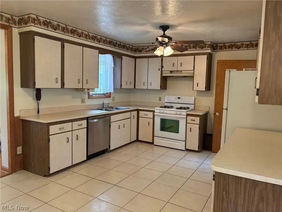 3000 Lost Nation Road, Willoughby, OH 44094 - #2